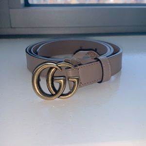 Authentic Leather Gucci Double G Belt in dusty pink